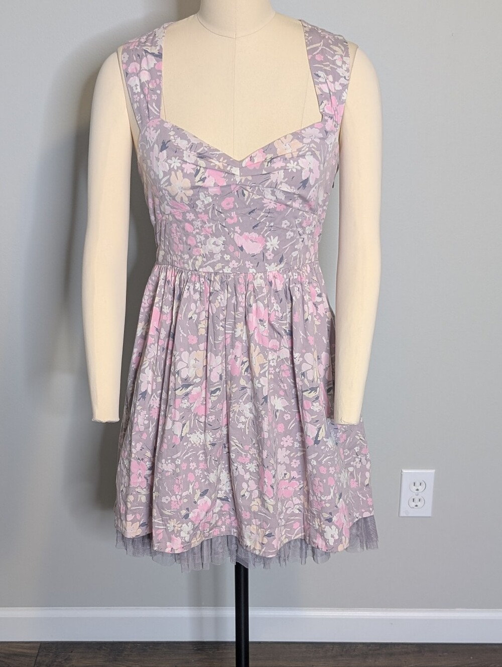 Free People Romantic Bohemian Fit Flare Lavender Floral Mini Dress Size 4